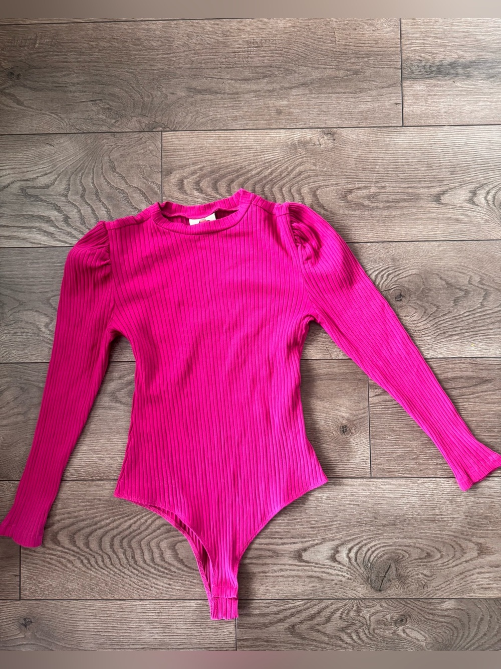 Farm Rio Fuchsia Scoop Neck Ribbed Long Sleeve Bodysuit, Size Small - Picture 3 of 8